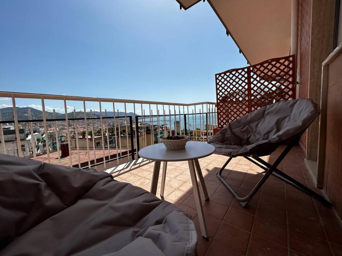 A Casa Di Roberta Apartment Салерно Екстериор снимка