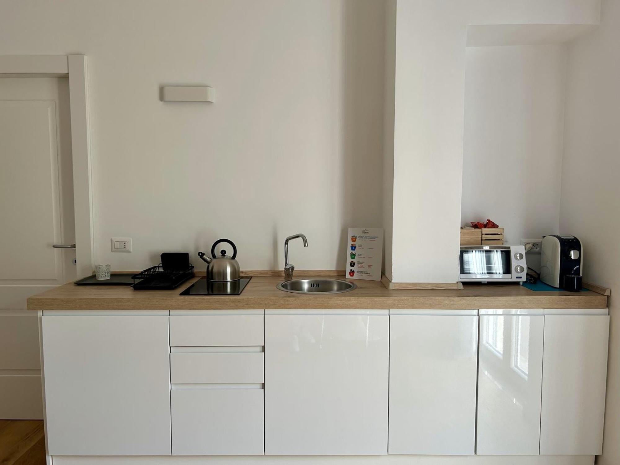 A Casa Di Roberta Apartment Салерно Екстериор снимка