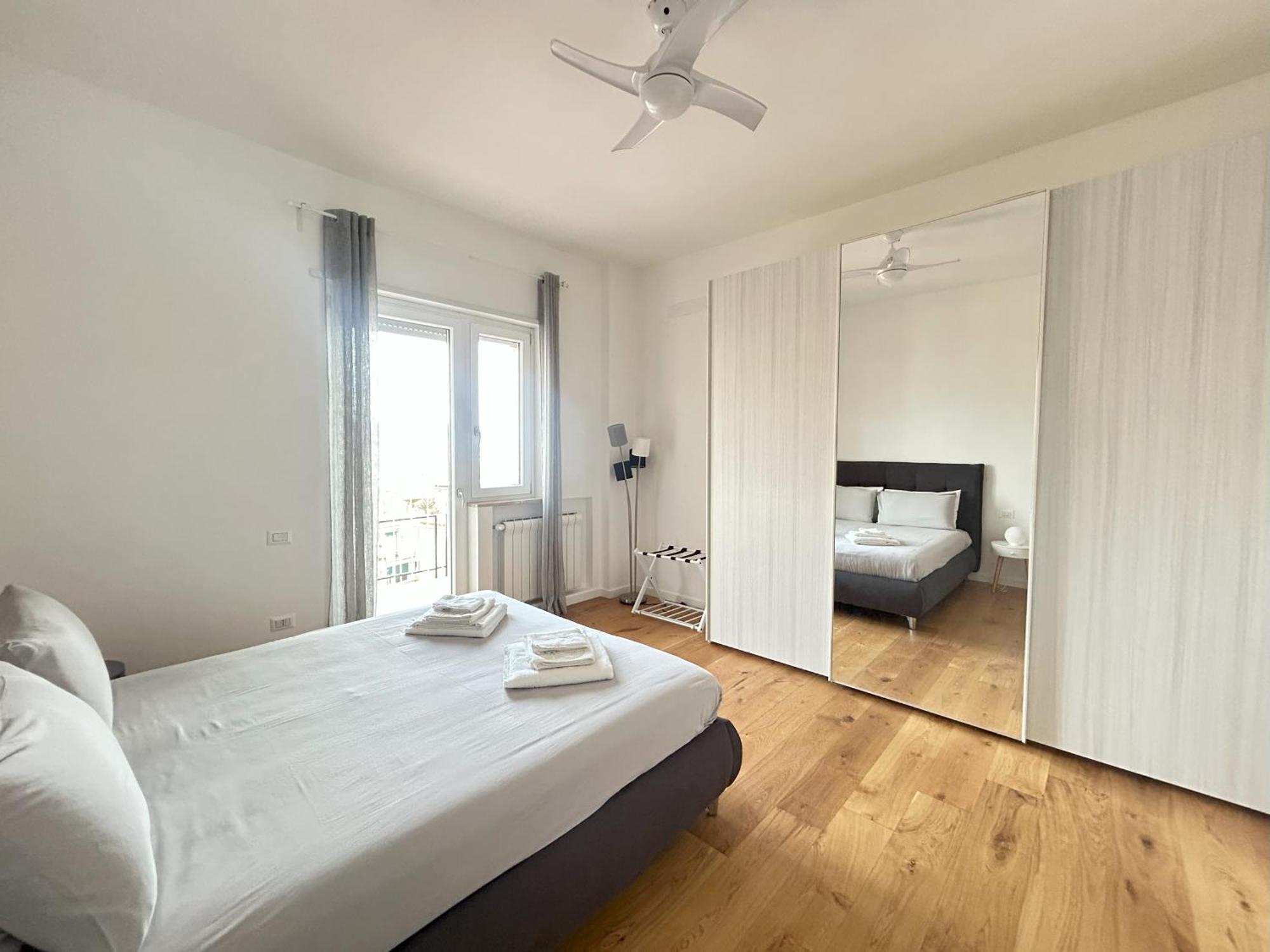 A Casa Di Roberta Apartment Салерно Екстериор снимка