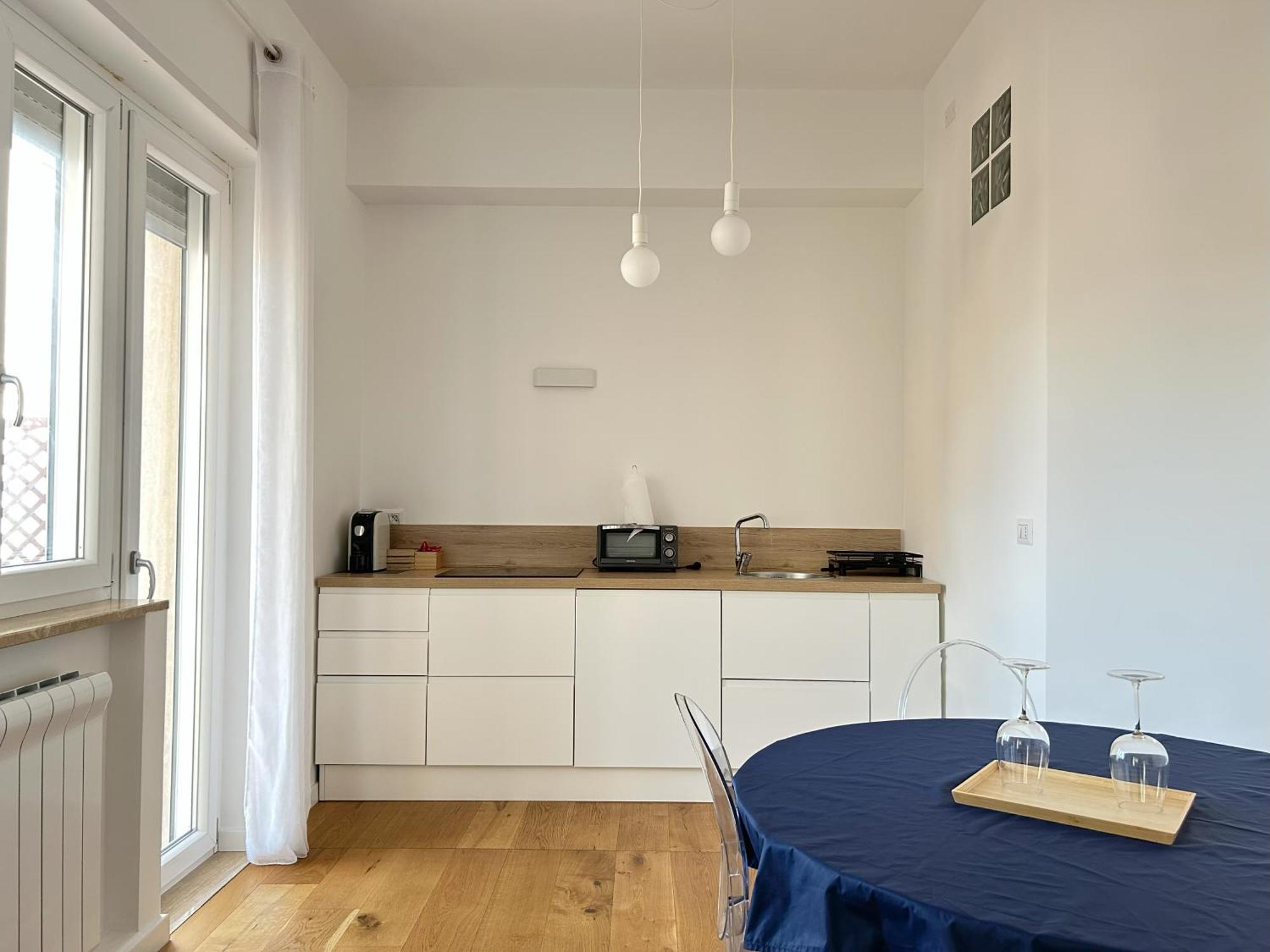 A Casa Di Roberta Apartment Салерно Екстериор снимка